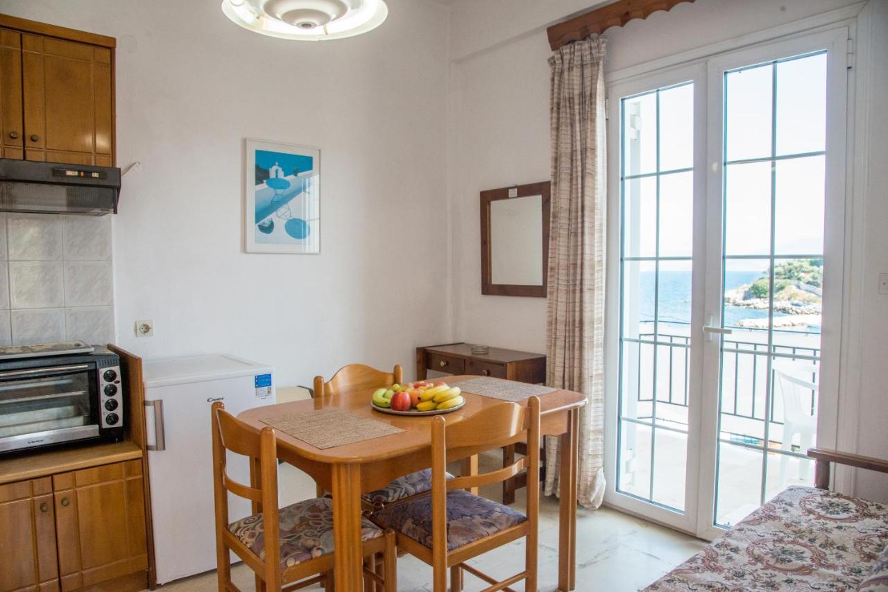 Limani Apartments Кассиопи Экстерьер фото